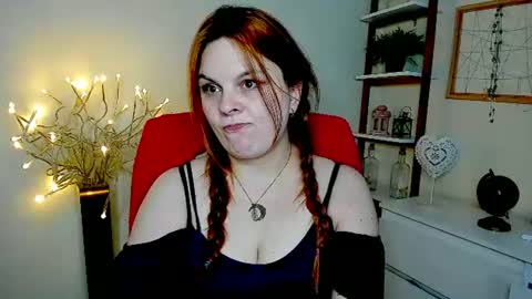 Snapshot of kittengingerxo chatting on July 13, 12:41 pm Kitten online show from July 13, 12:41 pm