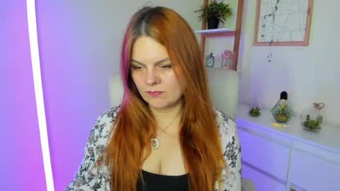 Snapshot of kittengingerxo chatting on July 28, 12:48 pm Kitten online show from July 28, 12:48 pm