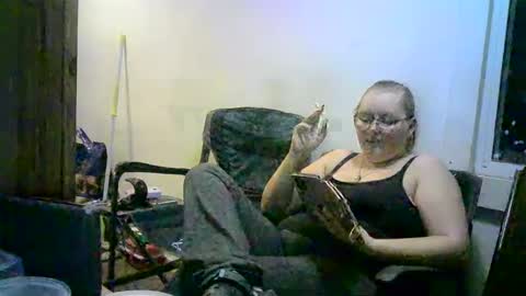 kittenkayla26 online show from October 9, 7:01 pm