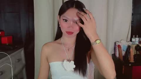 KITTY online show from April 18, 10:32 pm