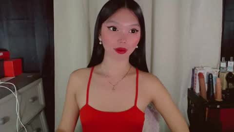 KITTY online show from April 21, 2:15 am