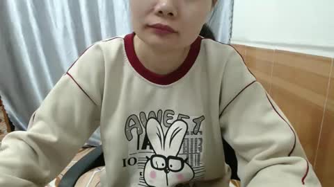 kitti_baby2x online show from November 24, 1:38 am