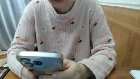 kitti_baby2x online show from December 1, 1:54 am