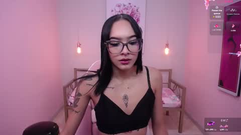 Snapshot of kitty1_xx_ chatting on June 13, 7:56 pm PVT 12TK 02PM - 9PM COLOMBIA online show from June 13, 7:56 pm