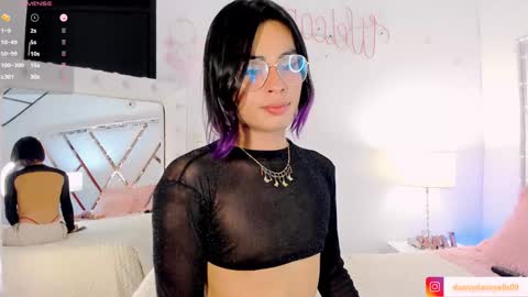 Snapshot of kitty__sexy_ chatting on January 5, 4:36 am dann  online show from January 5, 4:36 am