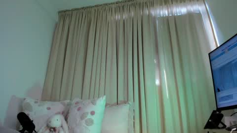 sophie online show from October 23, 2:38 pm