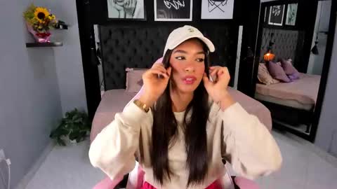 Kitty online show from September 25, 10:52 am