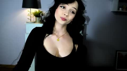 Snapshot of kitty_denise chatting on May 27, 10:07 pm Denise online show from May 27, 10:07 pm