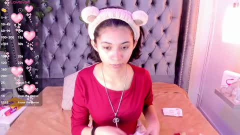 Camila online show from January 4, 2:35 am