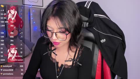 Camila online show from January 10, 8:40 am