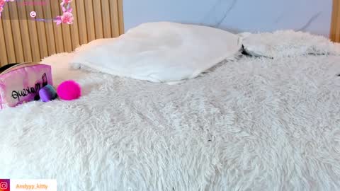 kitty_gill online show from February 4, 11:27 pm