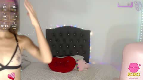 Snapshot of kitty_girl8 chatting on September 23, 7:50 pm kitty online show from September 23, 7:50 pm