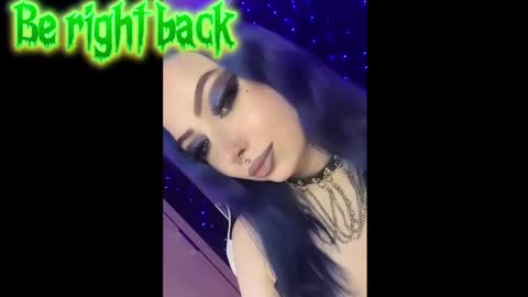 Snapshot of kitty_goth chatting on February 27, 9:25 pm Hey Im Ellie if you like me and like my show give me a thumbs up hehe online show from February 27, 9:25 pm