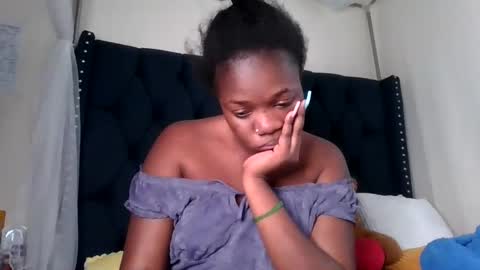 kitty_kerry online show from June 8, 4:46 am