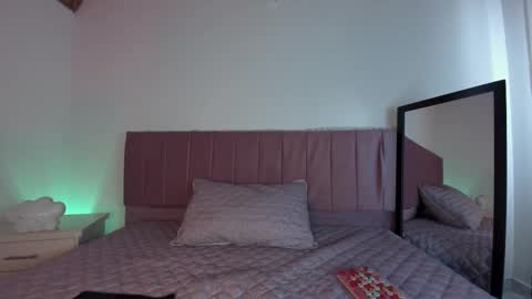 kitty_kryss online show from September 15, 1:44 pm