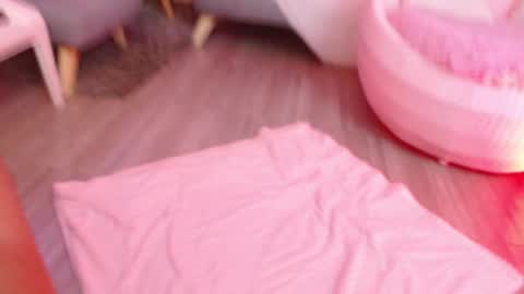 KITTY online show from September 25, 1:15 pm