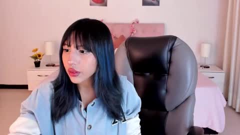 Kitty online show from March 5, 5:07 am