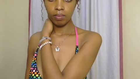 Snapshot of kitty_piee chatting on June 29, 1:12 am sugar plum online show from June 29, 1:12 am