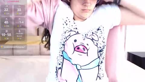 Kitty Rave online show from September 24, 1:47 pm