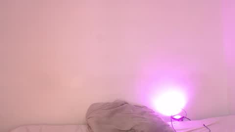 Snapshot of kitty_spank19 chatting on November 3, 11:04 pm nina martinez online show from November 3, 11:04 pm