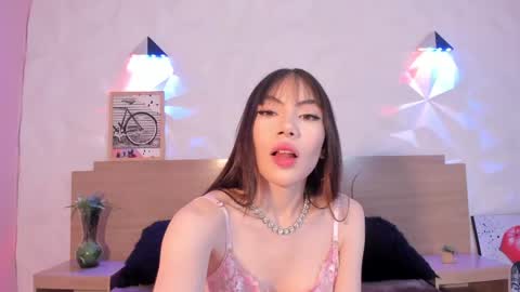 kitty online show from April 28, 12:10 pm