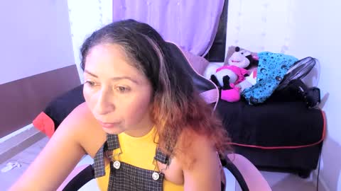 violet online show from February 23, 6:07 am