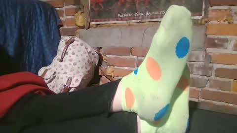 Snapshot of kitty_vonkush_ chatting on October 28, 2:26 am GoddessKittyFinDom online show from October 28, 2:26 am