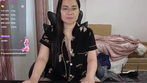 kittybabe0528 online show from April 24, 6:38 am