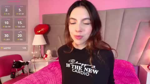 Snapshot of kittybloom_ chatting on February 17, 1:18 pm Kitty online show from February 17, 1:18 pm