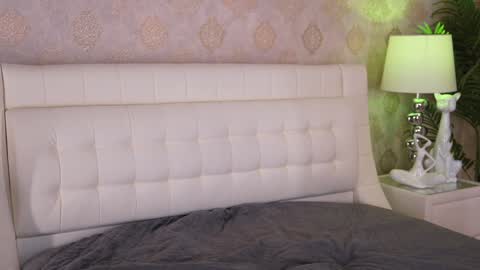 Snapshot of kittycaitlin chatting on November 6, 10:43 pm Katya online show from November 6, 10:43 pm