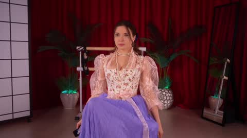 Snapshot of kittycaitlin chatting on November 20, 9:58 pm Katya online show from November 20, 9:58 pm