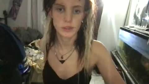 Snapshot of kittycatkendra chatting on February 26, 10:04 am kittycatkendra online show from February 26, 10:04 am