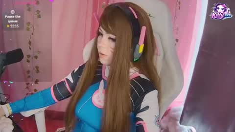 kittyexe1 online show from June 14, 8:00 pm
