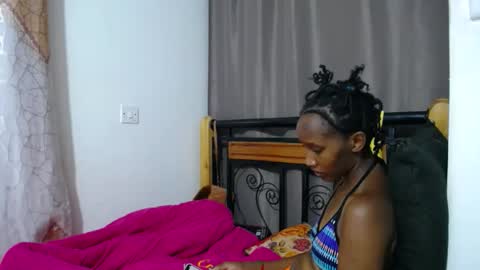 Fay online show from April 18, 7:58 pm