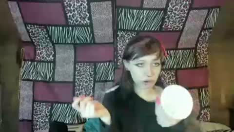 Kitty online show from December 12, 2:04 am