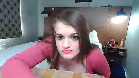 Snapshot of kittykat_1999 chatting on December 5, 4:01 pm kittykat 1999 online show from December 5, 4:01 pm