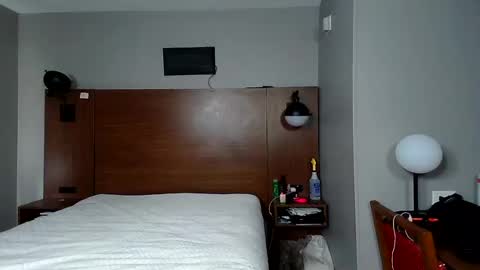 Snapshot of kittykat_1999 chatting on February 9, 5:33 pm kittykat 1999 online show from February 9, 5:33 pm