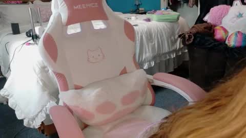 kittykisses3 online show from April 25, 3:09 pm