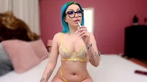 Lisa online show from February 14, 6:29 pm