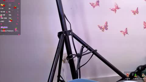 Kitty online show from November 24, 12:10 am