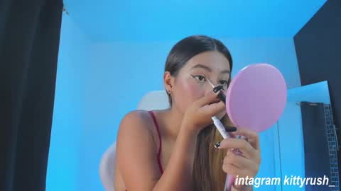 kitty online show from February 9, 11:42 pm