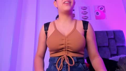 kitty online show from March 17, 6:33 pm