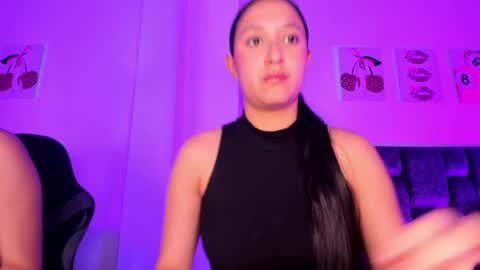 kitty online show from April 8, 1:49 am