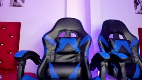 kitty online show from April 29, 5:41 pm