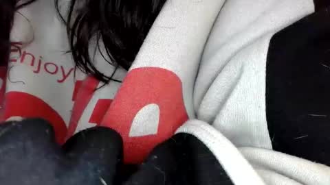 Snapshot of kittyymaze chatting on May 28, 12:24 pm Kittyymaze online show from May 28, 12:24 pm