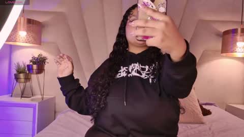 Kitty Hill online show from April 23, 3:19 am