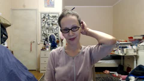 Snapshot of kiuminberry chatting on December 31, 6:35 pm KiuminBerry online show from December 31, 6:35 pm