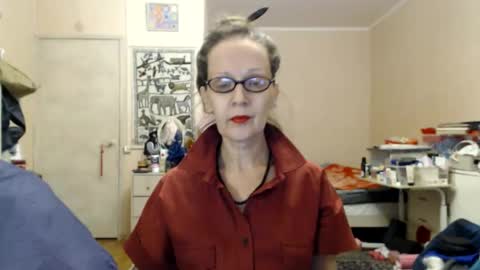 Snapshot of kiuminberry chatting on January 1, 7:53 pm KiuminBerry online show from January 1, 7:53 pm