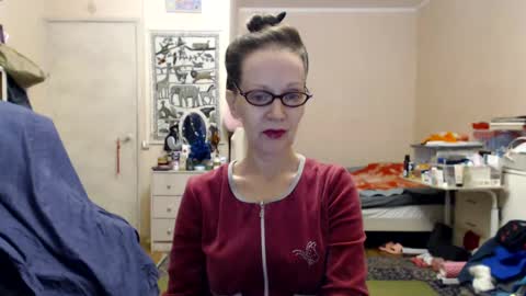 Snapshot of kiuminberry chatting on January 3, 3:01 pm KiuminBerry online show from January 3, 3:01 pm