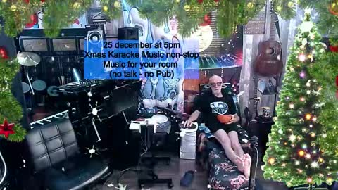 kiveuxmakeu online show from December 22, 5:43 pm